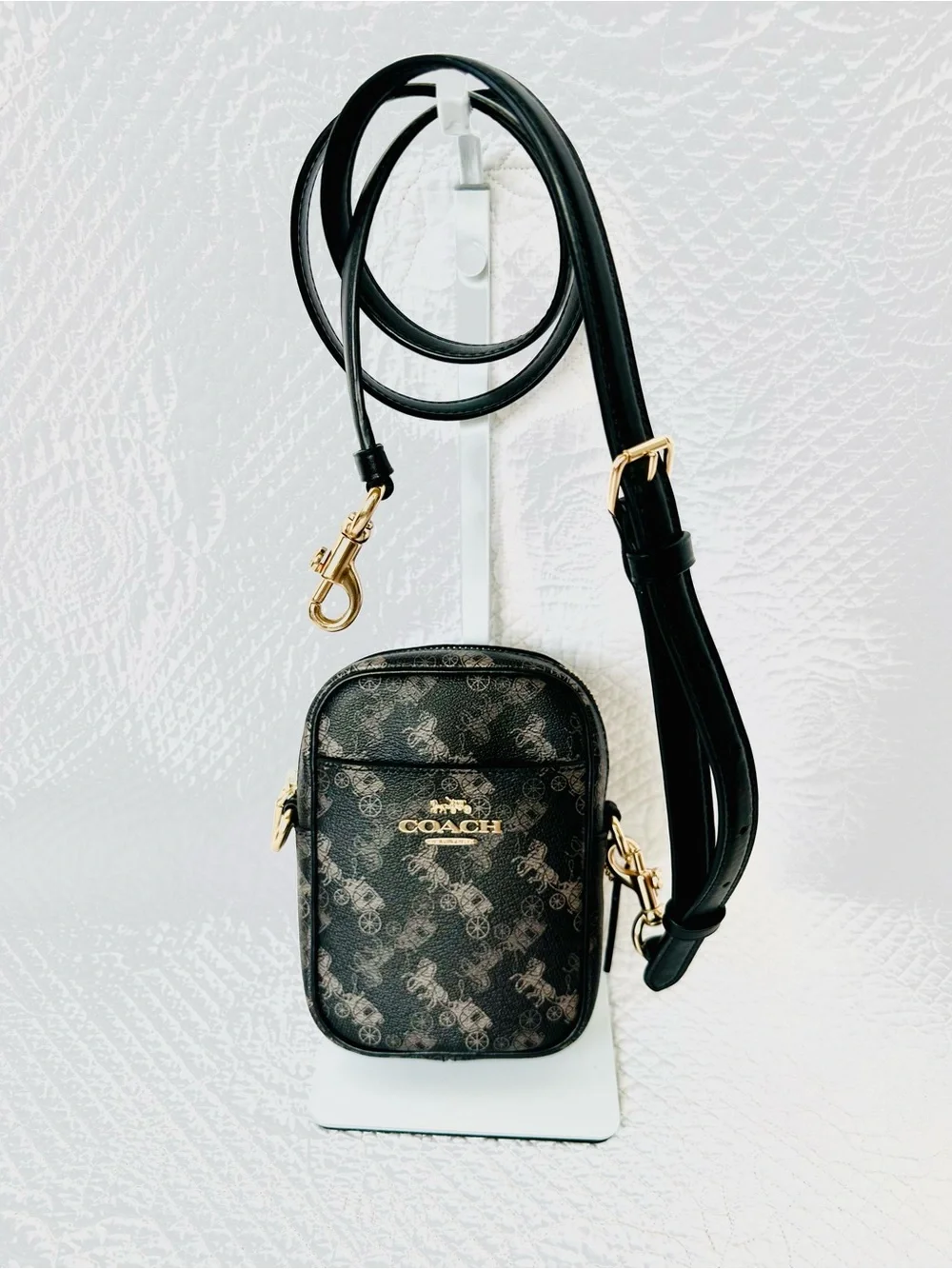 Coach Black Signature Print Crossbody Phone Pouch with Gold Hardware - Picture 1 of 8